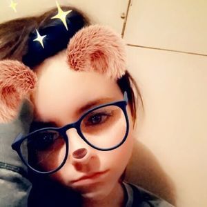 Meet your Posher, Lacey